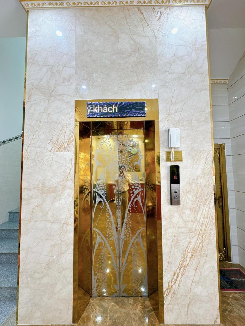 Sky Star 2 Hotel Can Tho Exterior foto